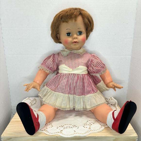 ideal toys Other - Vintage 1961 Ideal Toys Kissy Doll